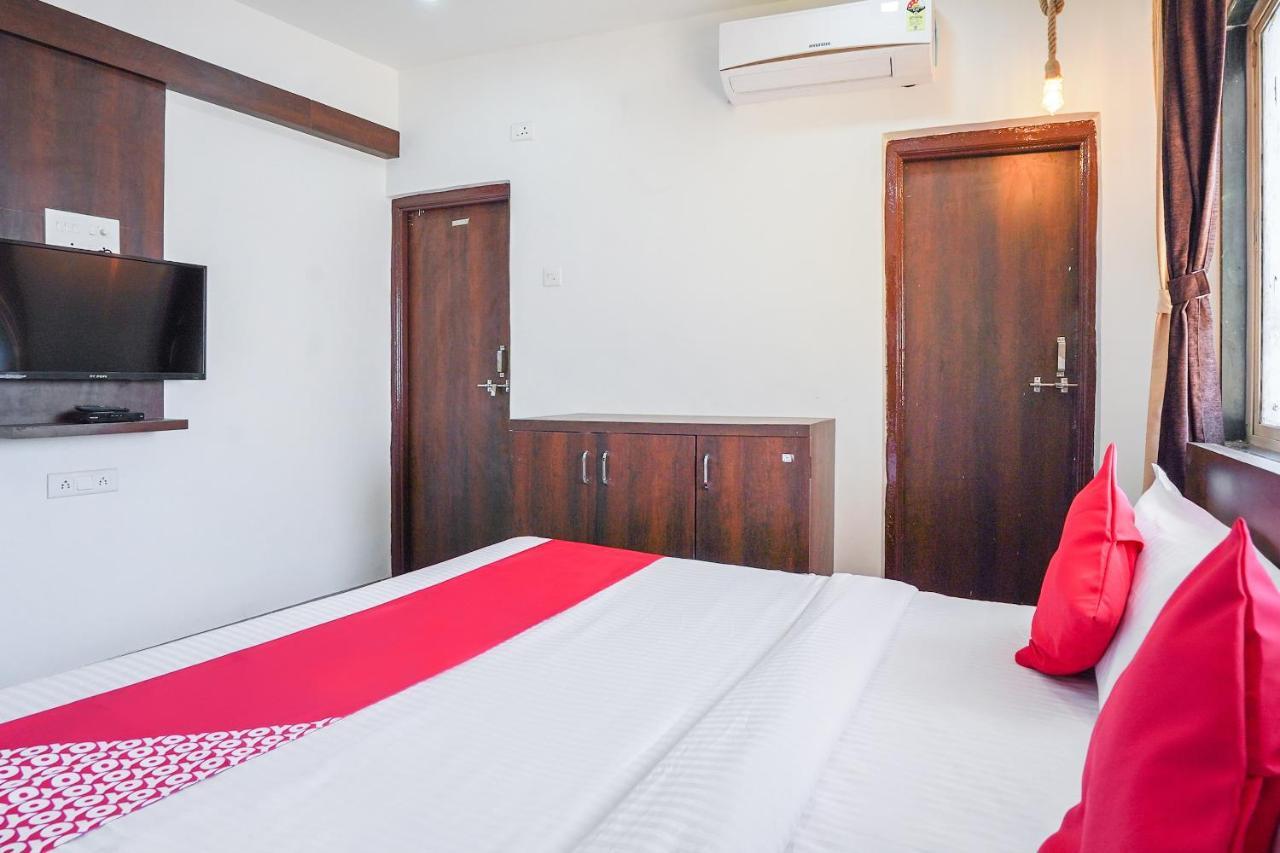 Oyo Flagship 70264 Hotel Vrindavan Mangvadi Екстериор снимка