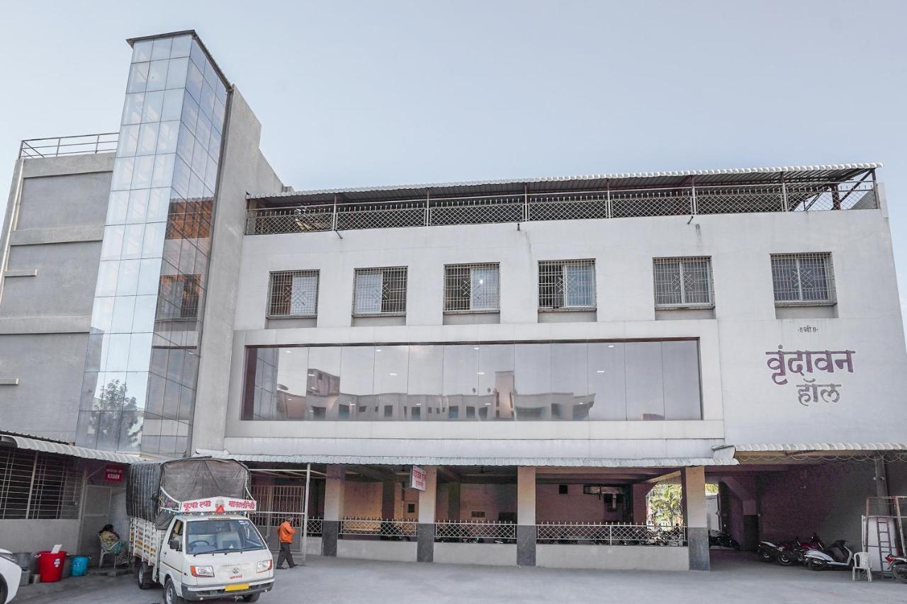Oyo Flagship 70264 Hotel Vrindavan Mangvadi Екстериор снимка